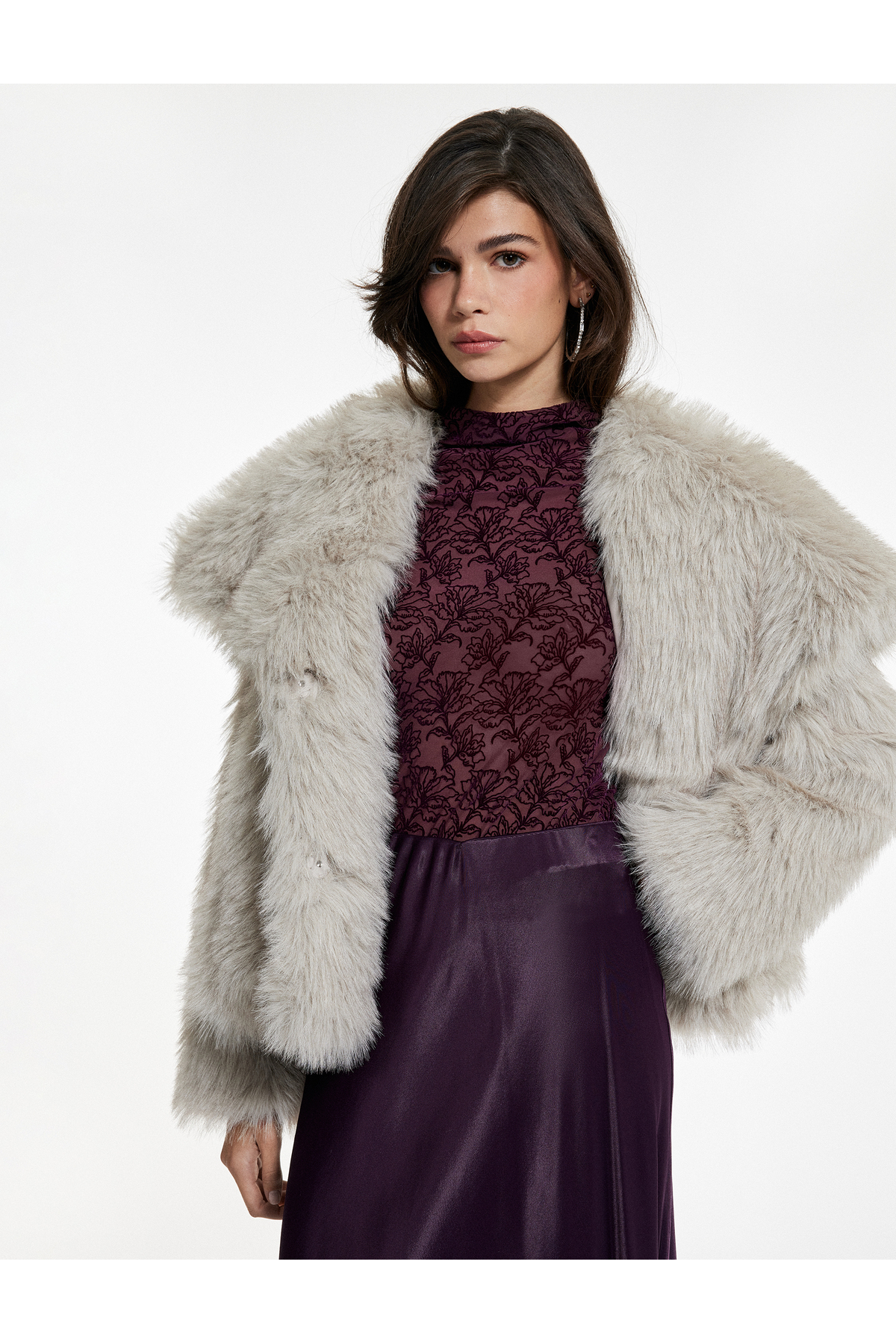 Koton Slim Fit Uzun Kollu Hafif Dik Yaka Transparan Dantelli Tişört - Fiyatı, Yorumları